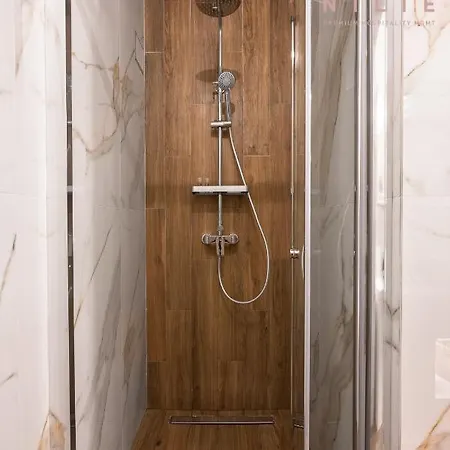 Okto Penthouse, Nilie Hospitality Mgmt Apartment