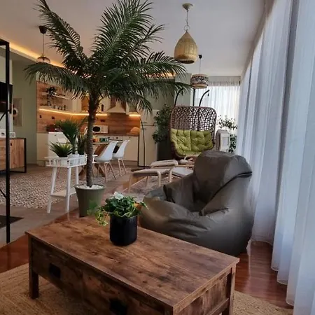 Okto Penthouse, Nilie Hospitality Mgmt *